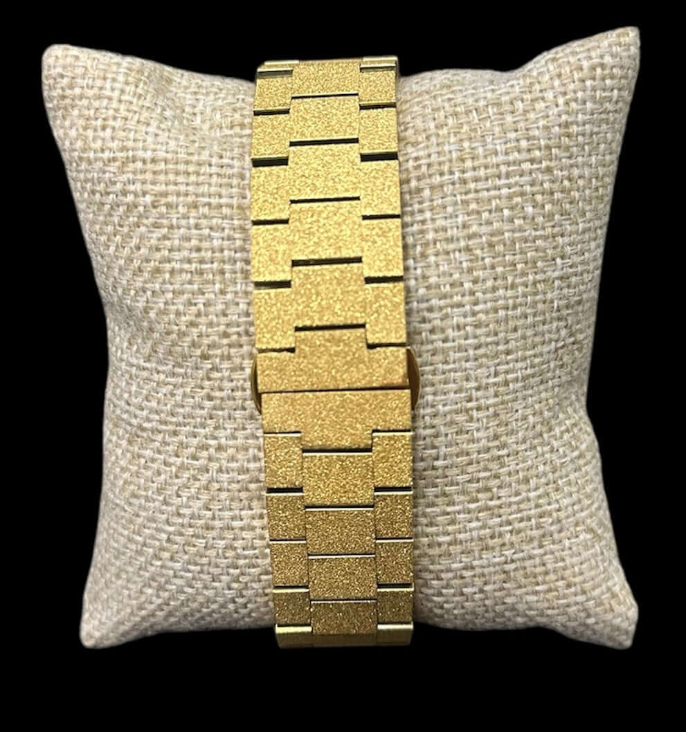 Reloj Zirconias Pesado Dorado All In Men Joyeria