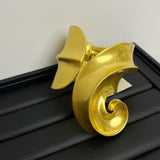 Exaggerated bracelet, European and American retro convex spiral C-shaped metal bracelet, elegant catwalk armband