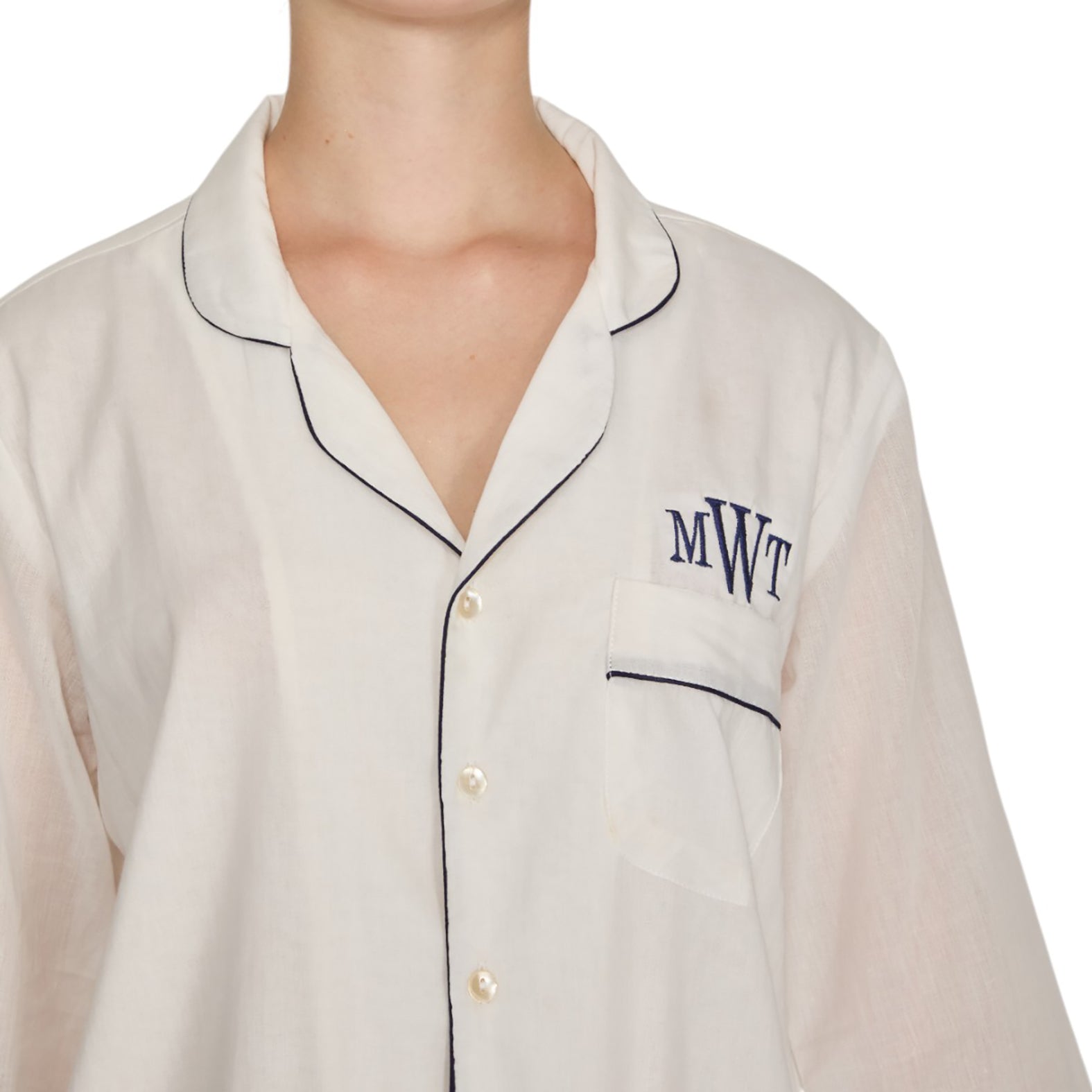 PIJAMA CLASSIC WHITE Mónica Watanabe