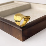 Fashionable and versatile titanium steel irregular large light surface 18K gold waterproof color preservation versatile ring for women