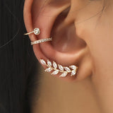 Women's gold diamond studded ear bone clip without ear holes, fashionable and integrated geometric ear clip, leaf shaped ear clip