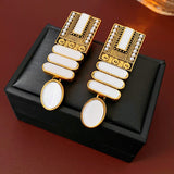 Geometric artificial pearl earrings, French retro court style earrings, fashionable and high-end