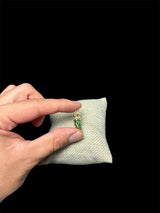 Dije San Judas Dorado con Verde All In Men Joyeria