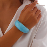 Fashionable multi-color curved texture bracelet, irregular acrylic acetate bracelet