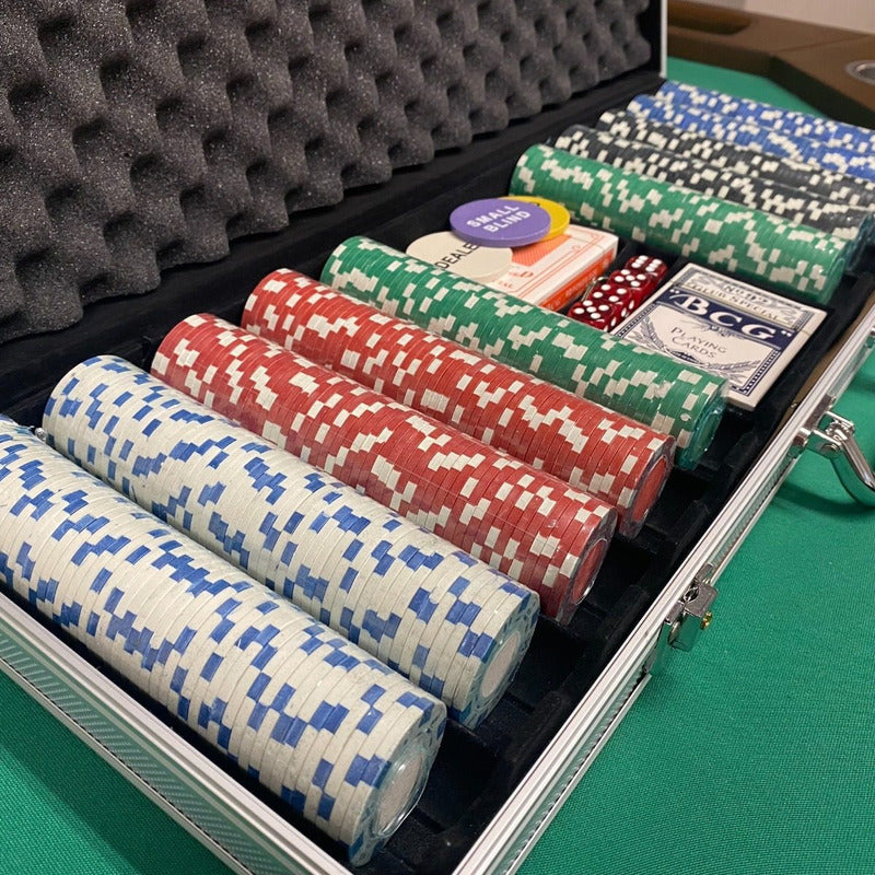 Maletin de 500 Fichas de Poker Diversiones Bago