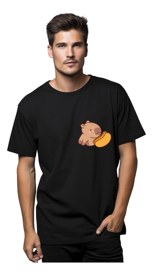 Playera Negra Hombre – Capibara con Hot Dog Divertido | Minimalismo Urbano Ajolotástico