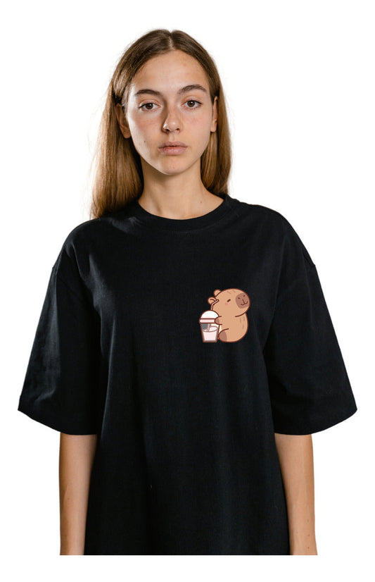 Playera Negra Mujer – Capibara con Malteada Tierno | Minimalismo Urbano