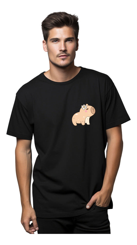 Playera Negra Hombre – Capibara con Flor | Diseño Tierno Minimalista | Minimalismo Urbano