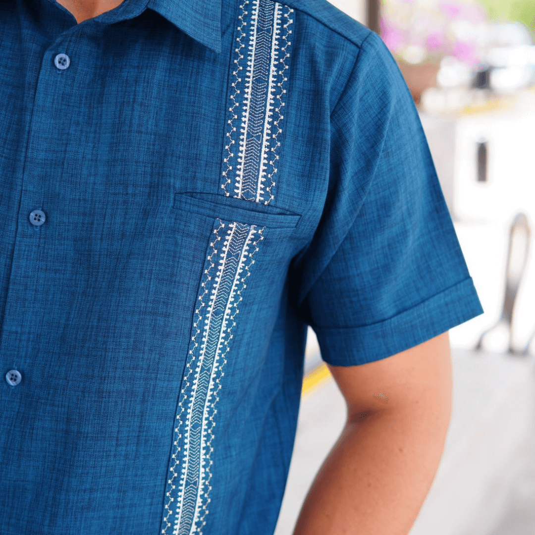 Camisa Guayabera Bordada Azul Petroleo LeMaan Tienda de Moda Artesanal