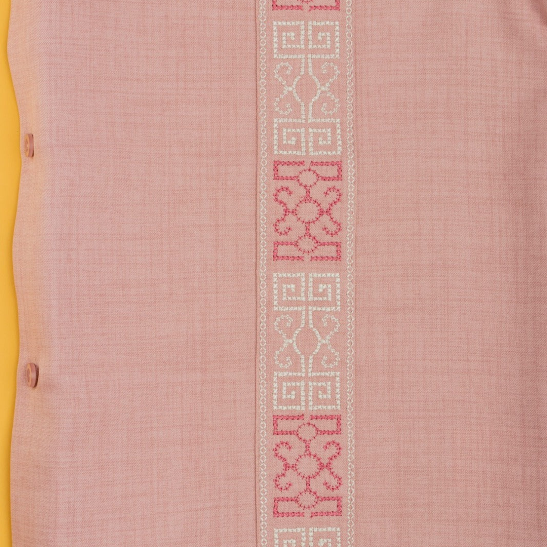 Camisa Guayabera Bordada Palo de Rosa LeMaan Tienda de Moda Artesanal