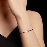 Send girlfriend flower bracelet and Valentine's Day jewelry