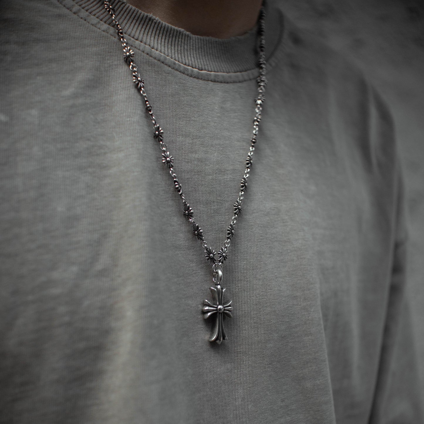 Collar con Cruz Chrome Hearts PALESSI