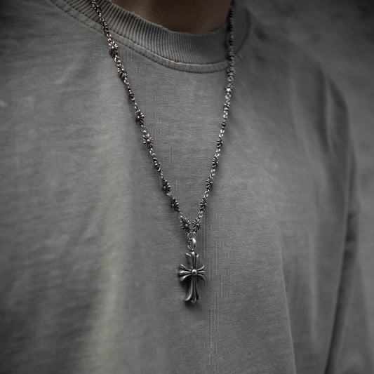 Collar con Cruz Chrome Hearts