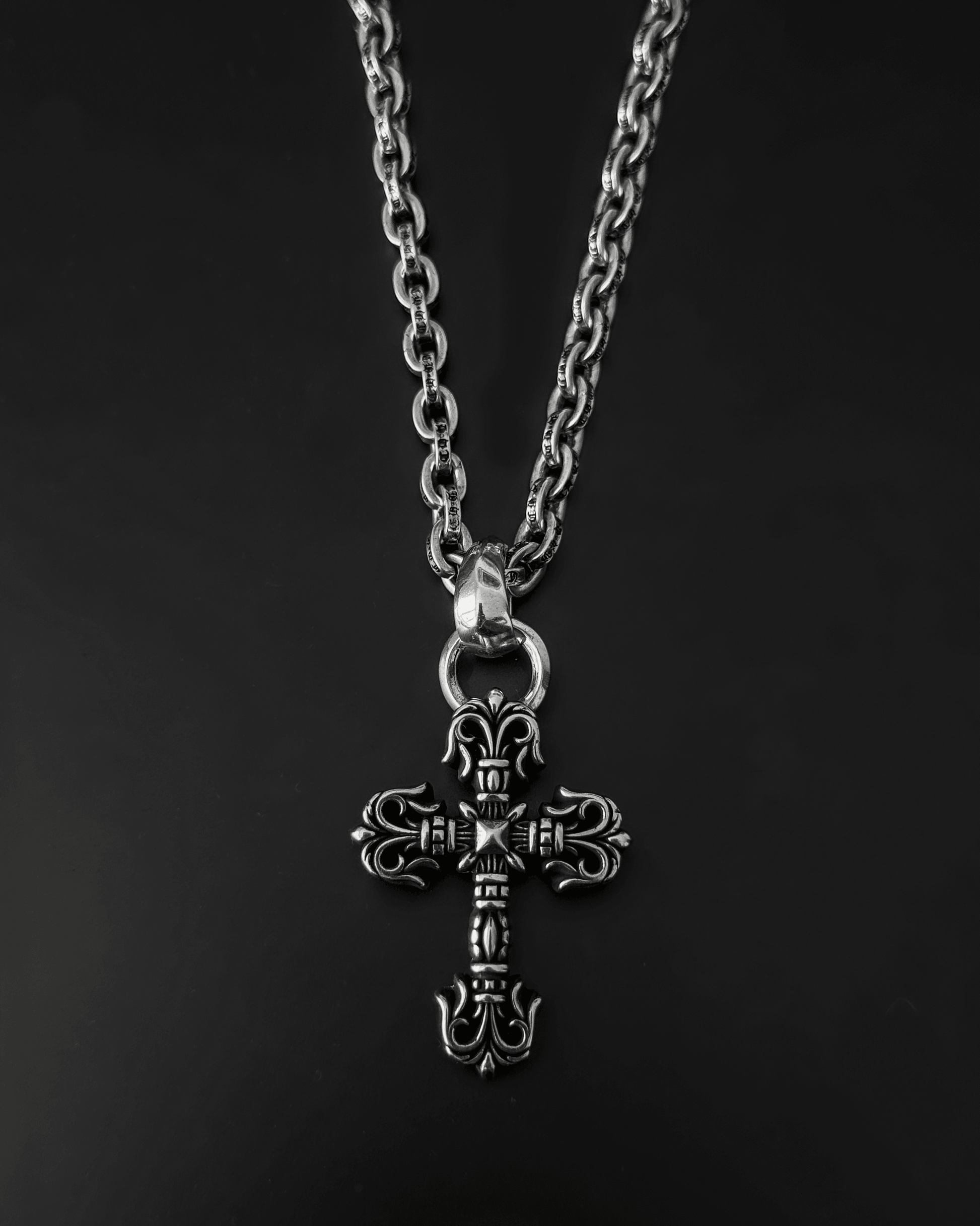 Paper Chain + Cruz Chrome Hearts PALESSI