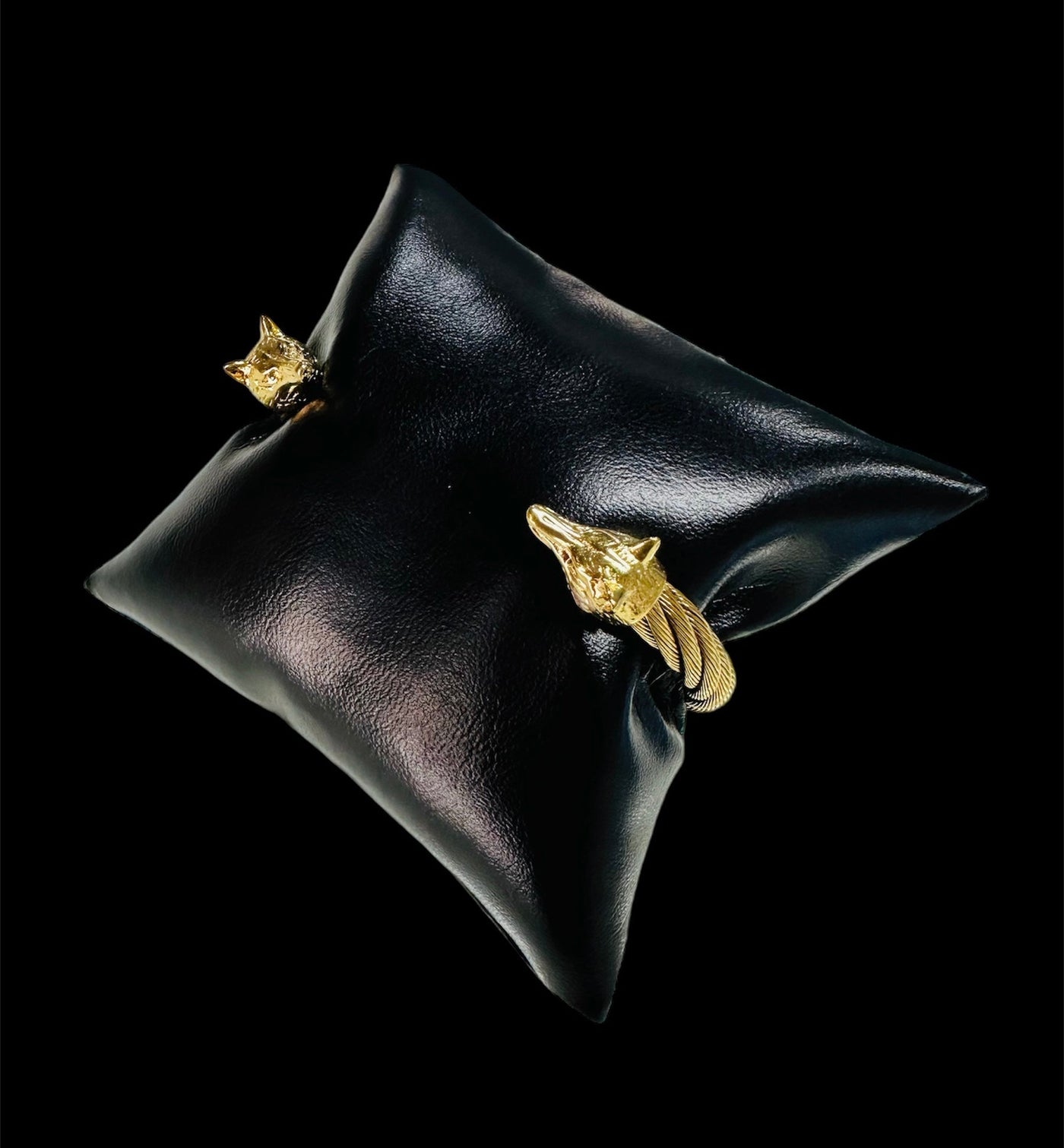 Pulsera Lobos Dorada Ajustable All In Men Joyeria