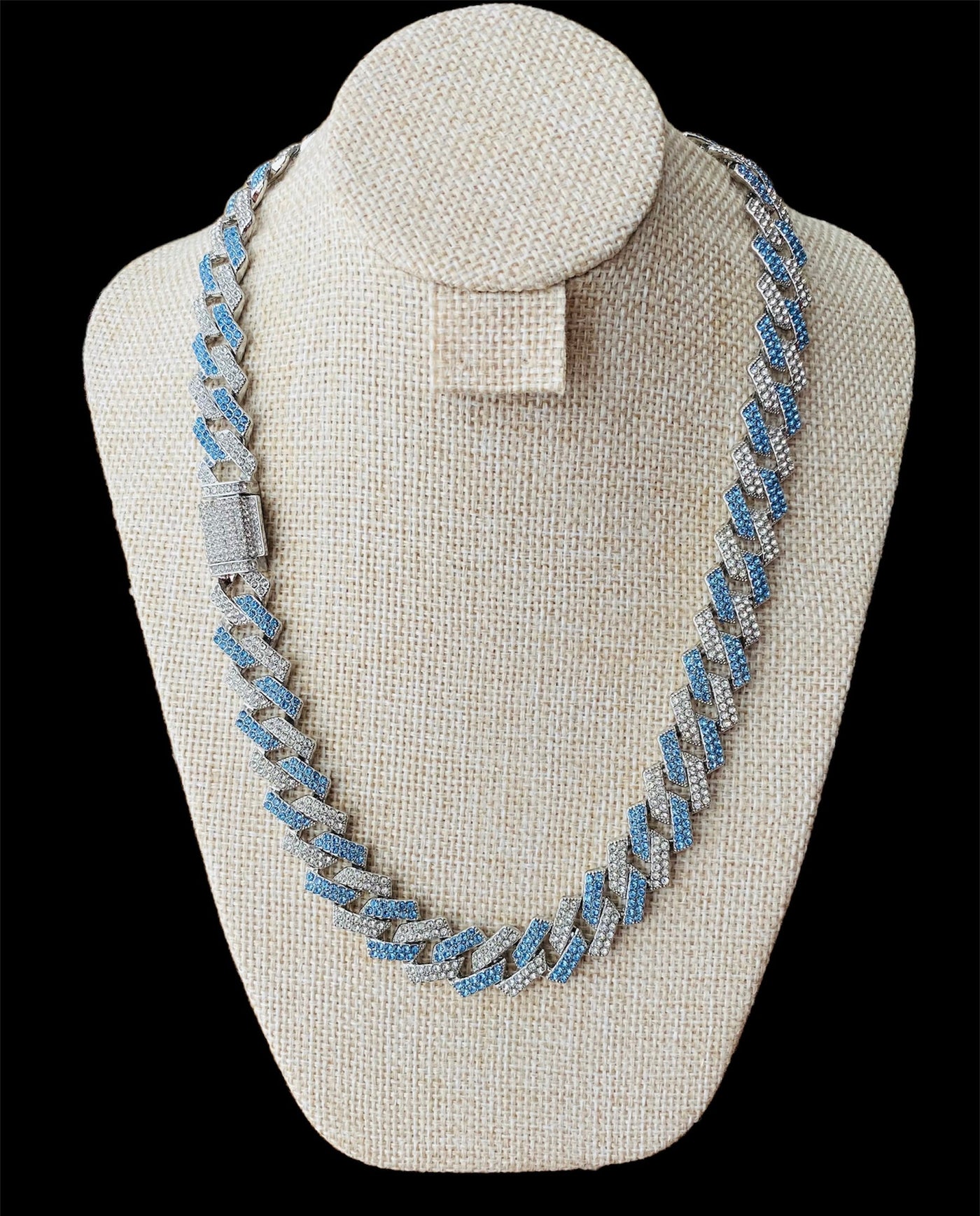 Cadena Cubana Zirconias Broche de Caja