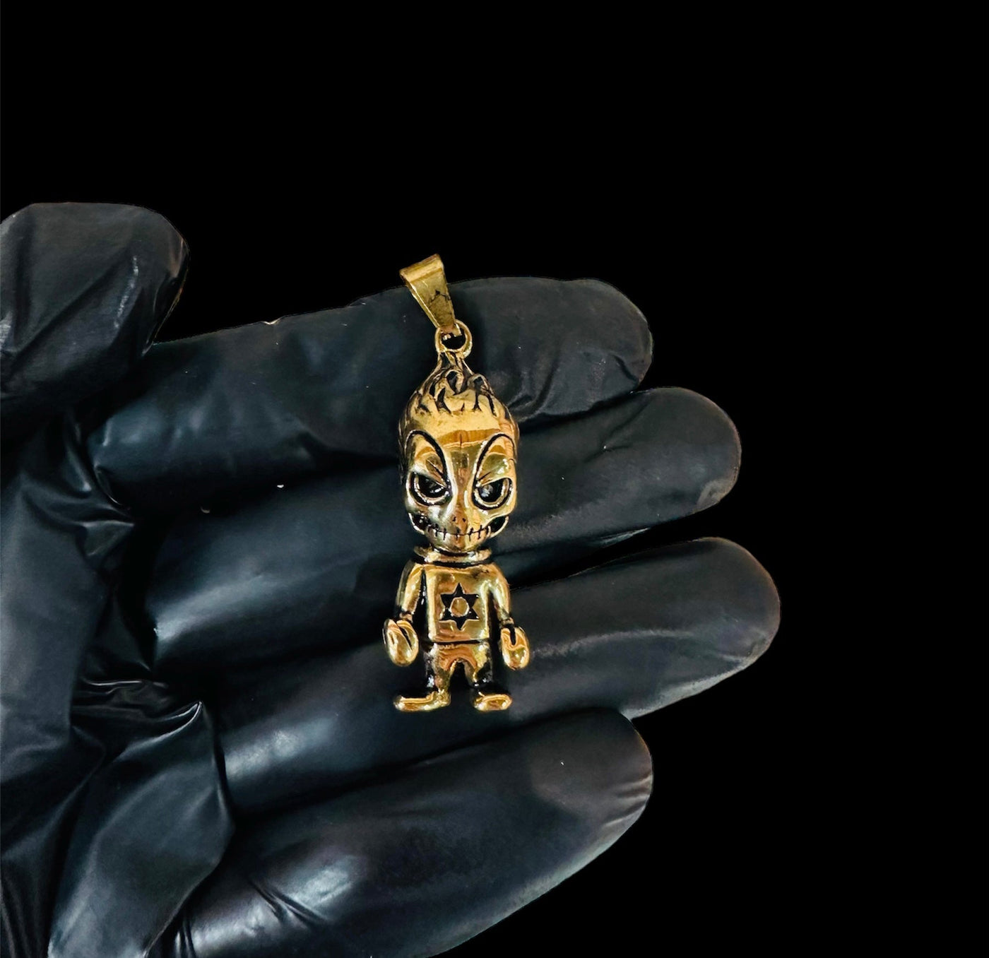 Dije Alien Dorado All In Men Joyeria