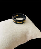 Anillo Negro Redondo Cruz Dorada All In Men Joyeria