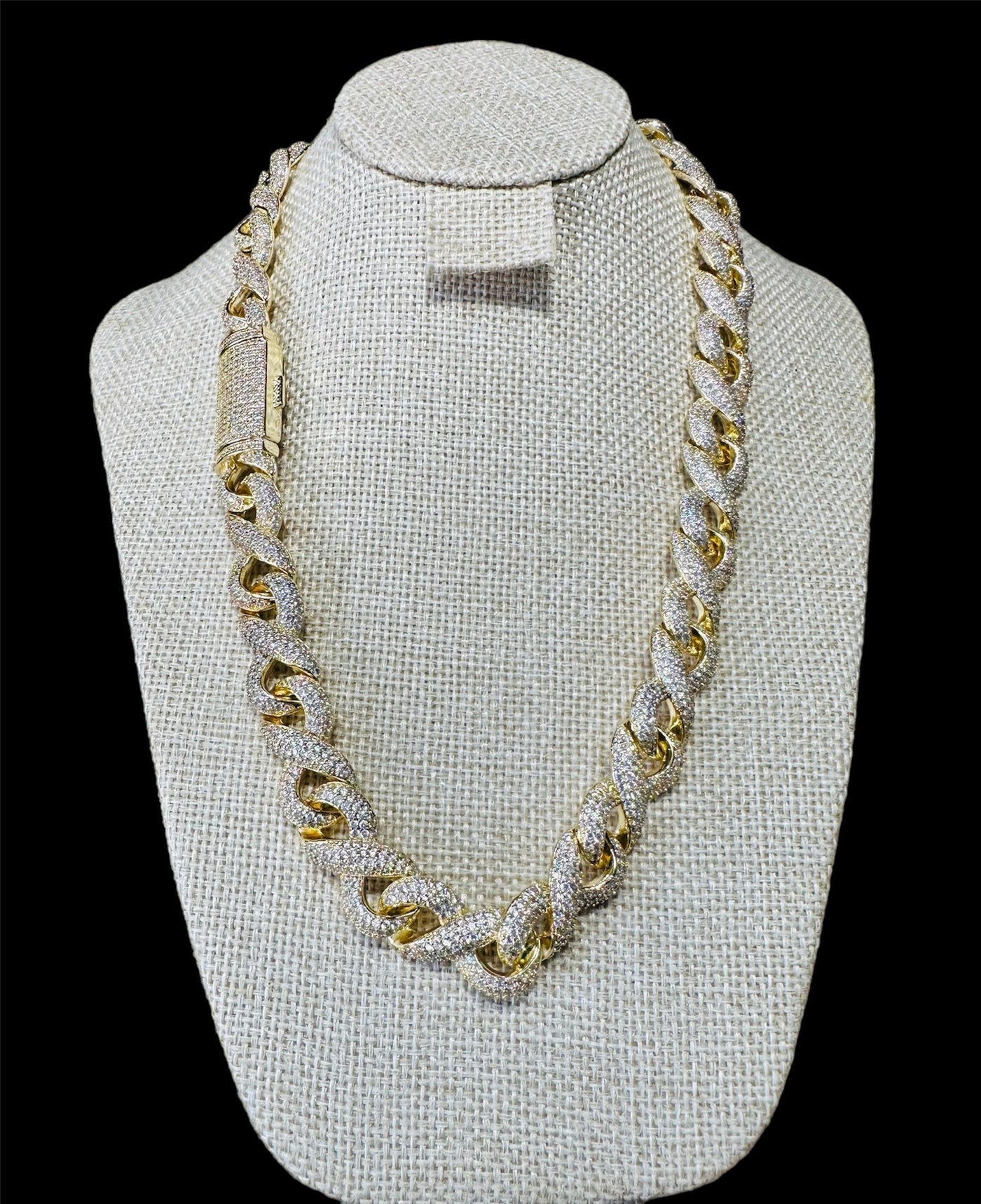 Cadena Cubana Circulos Broche de Caja All In Men Joyeria