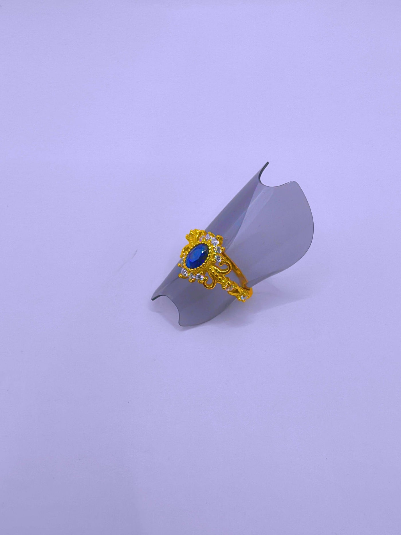 SR0069 - Anillo S925 Ley "Sello Real" Circonita Cubica Azul Marino Chapa Oro Calenbi Joyería