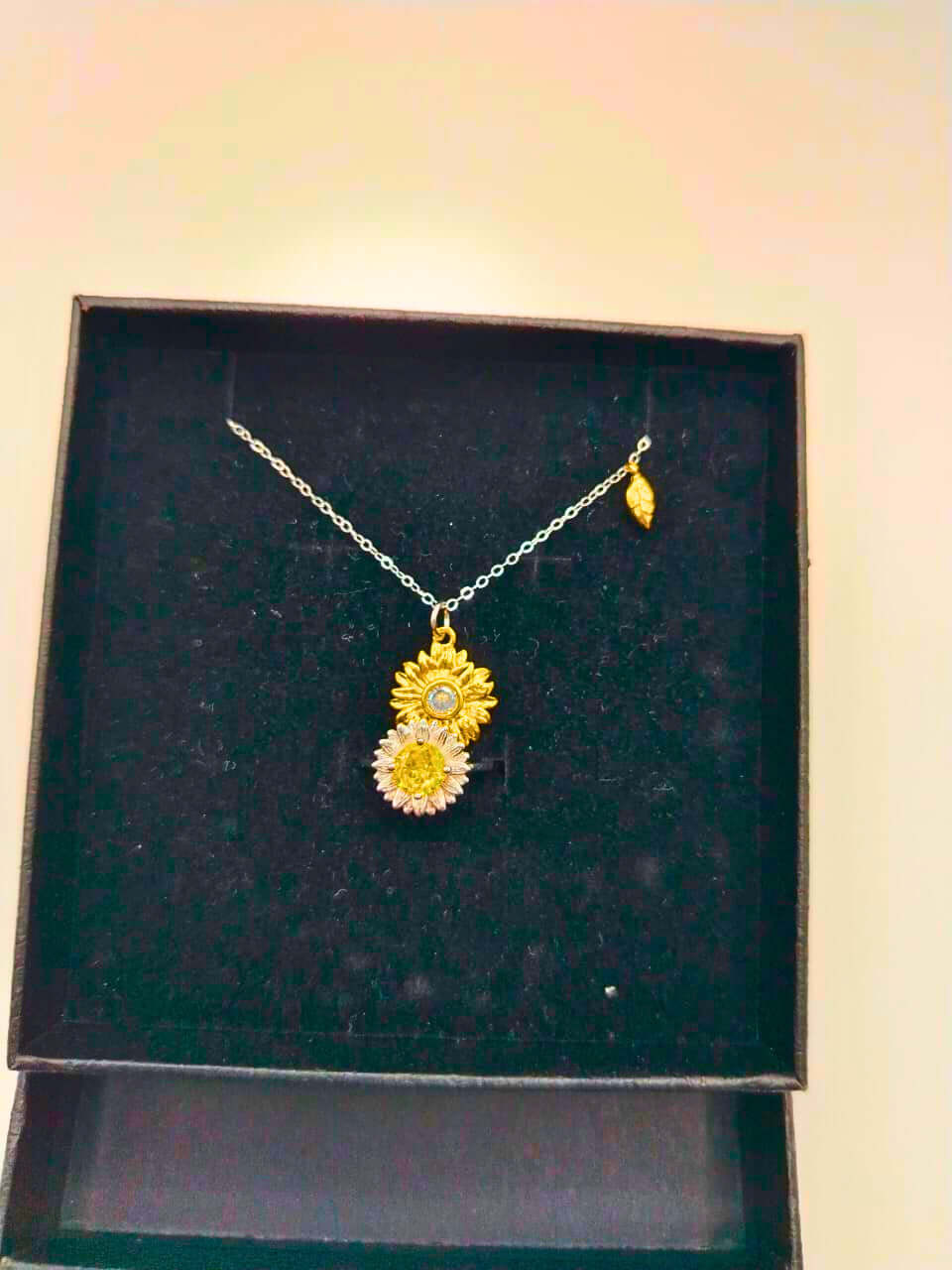 SNR0002 - Collar y Anillo S925 Esterlina Girasol Circonita Cubica Blanca Calenbi Calenbi Joyería