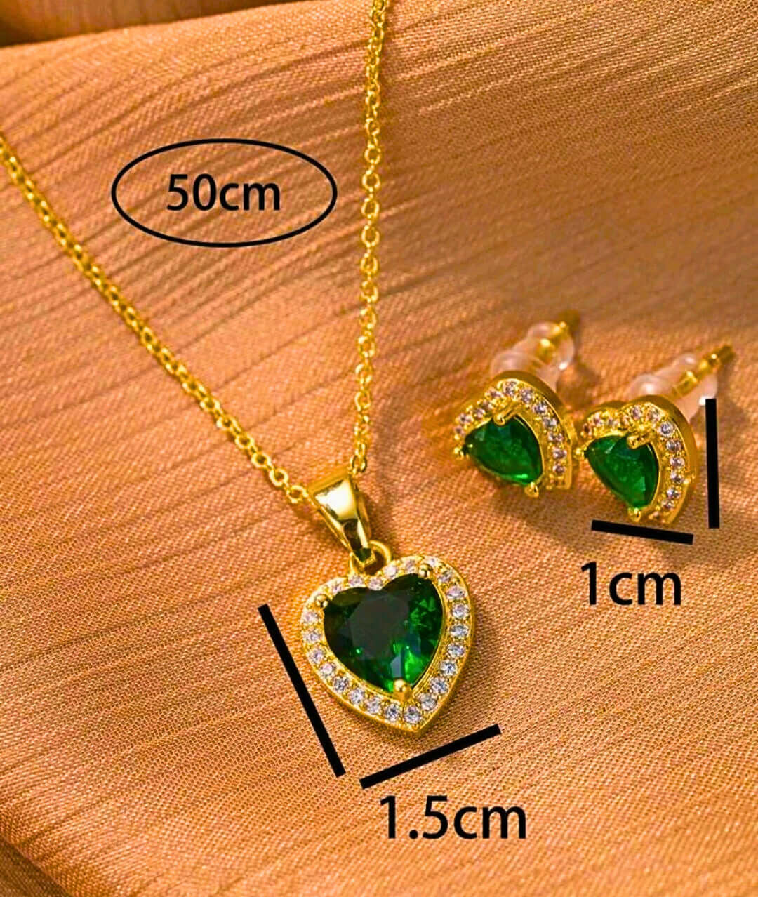 NEC0035 - Collar y Aretes Acero Inoxidable Corazón Circonita Verde Chapa Oro 10k Calenbi Calenbi Joyería