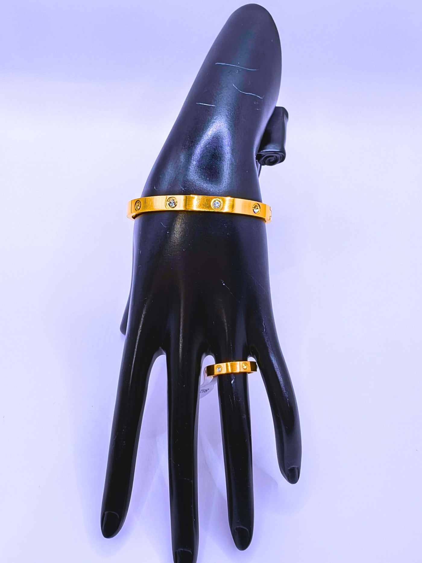 BB026 - Pulsera y Anillo Acero Inoxidable Broche Chapa Oro 10k Circonita Cubica Blanca Calenbi Calenbi Joyería