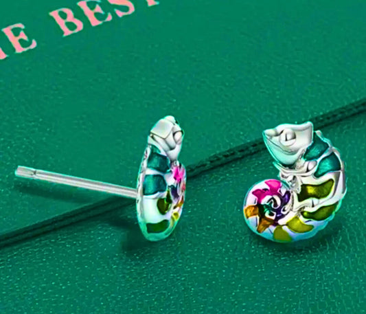 SE0002 - Aretes Inserción S925 Esterlina "Camaleón" Epoxica Calenbi