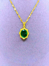 NEB0006 - Collar y Aretes Acero Titanio "Corona De Rey" Circonita Faceteada Verde Chapa Oro 14k Calenbi Calenbi Joyería