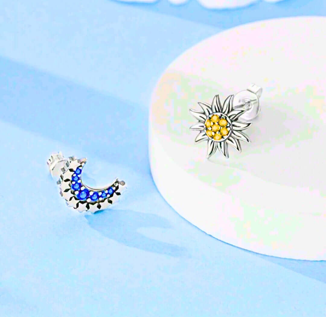 SE0001 - Aretes S925 Ley "Sol y Luna" Circonita Cubica Azul y Amarillo Calenbi Calenbi Joyería
