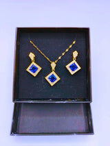 NEB0001 - Collar y Aretes Acero Titanio Rombo Circonita Cubica Azul Chapa Oro 14k Calenbi Calenbi Joyería