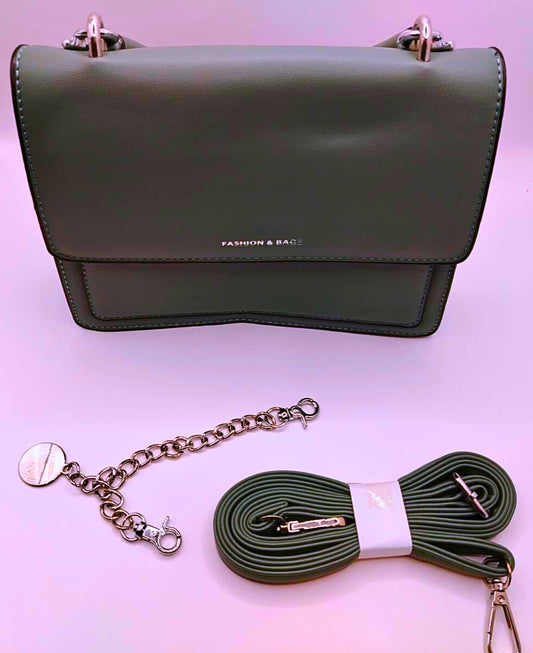 BG0002 - Bolsa Hombro Pequeña Cuero Verde Calenbi