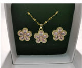 NEB0010 - Collar y Aretes Acero Titanio Circonita Cubica Rosa Flor Calenbi Calenbi Joyería