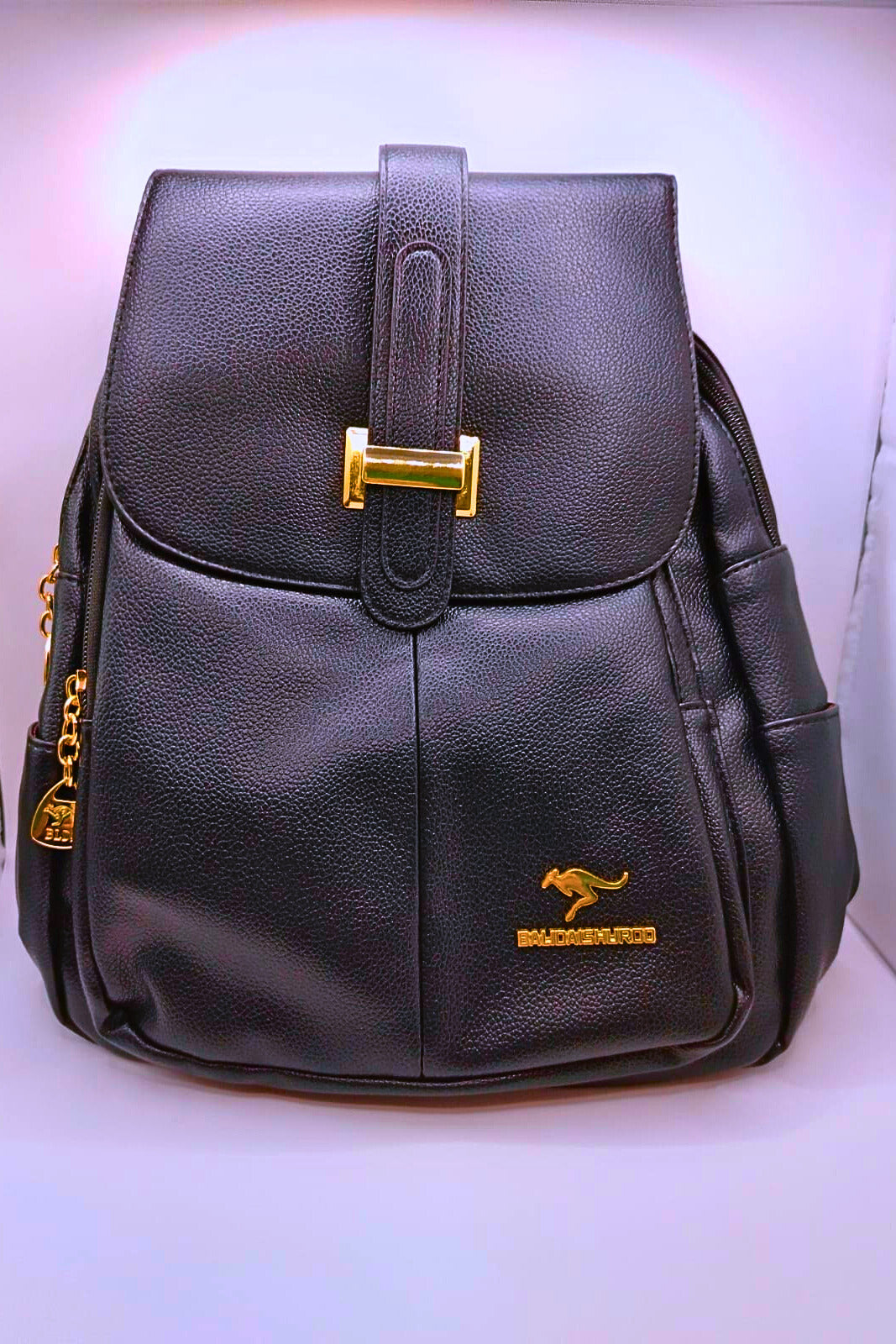 BG0005 - Mochila Pequeña Negra Kanguroo Calenbi Joyería