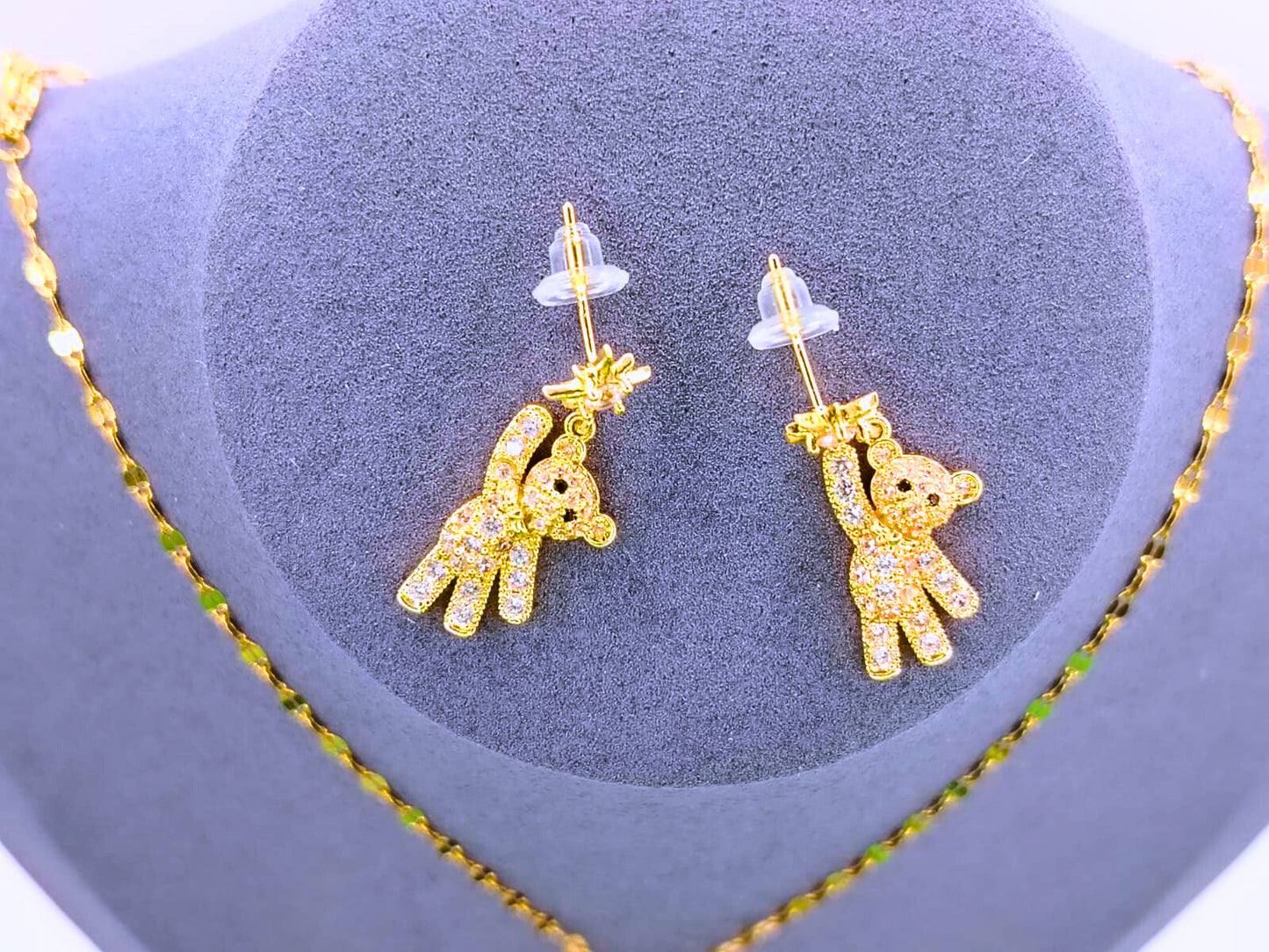 NEB0002 - Collar y Aretes Acero Inoxidable Oso Circonita Cubica Blanca Calenbi