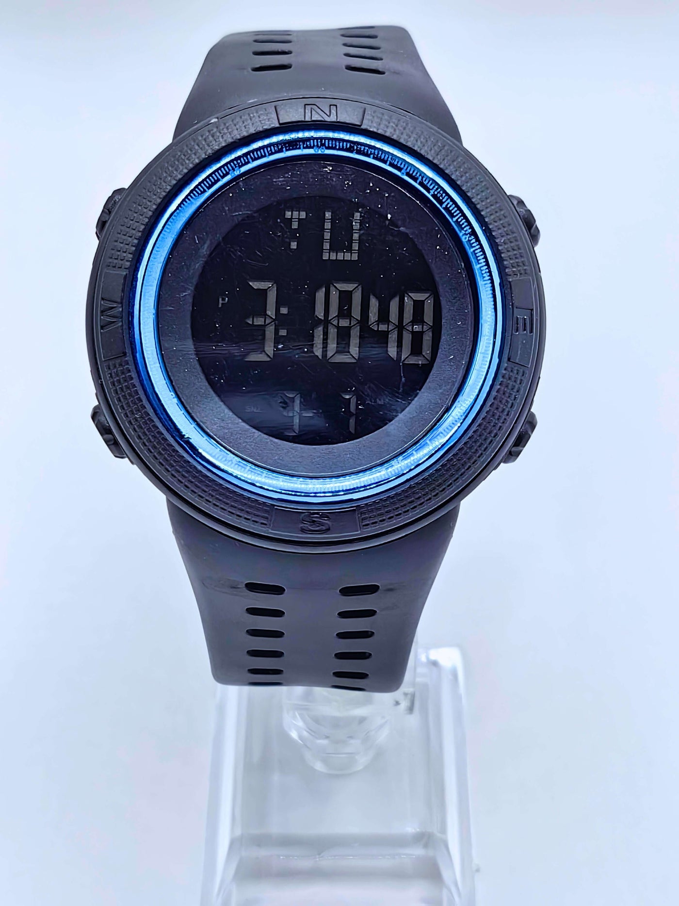 WA0021 - Reloj Digital Deportivo Circulo Azul Cielo Calenbi Calenbi Joyería