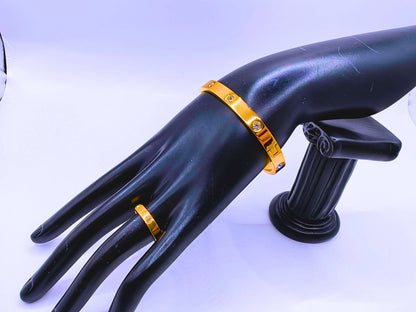 BB026 - Pulsera y Anillo Acero Inoxidable Broche Chapa Oro 10k Circonita Cubica Blanca Calenbi Calenbi Joyería