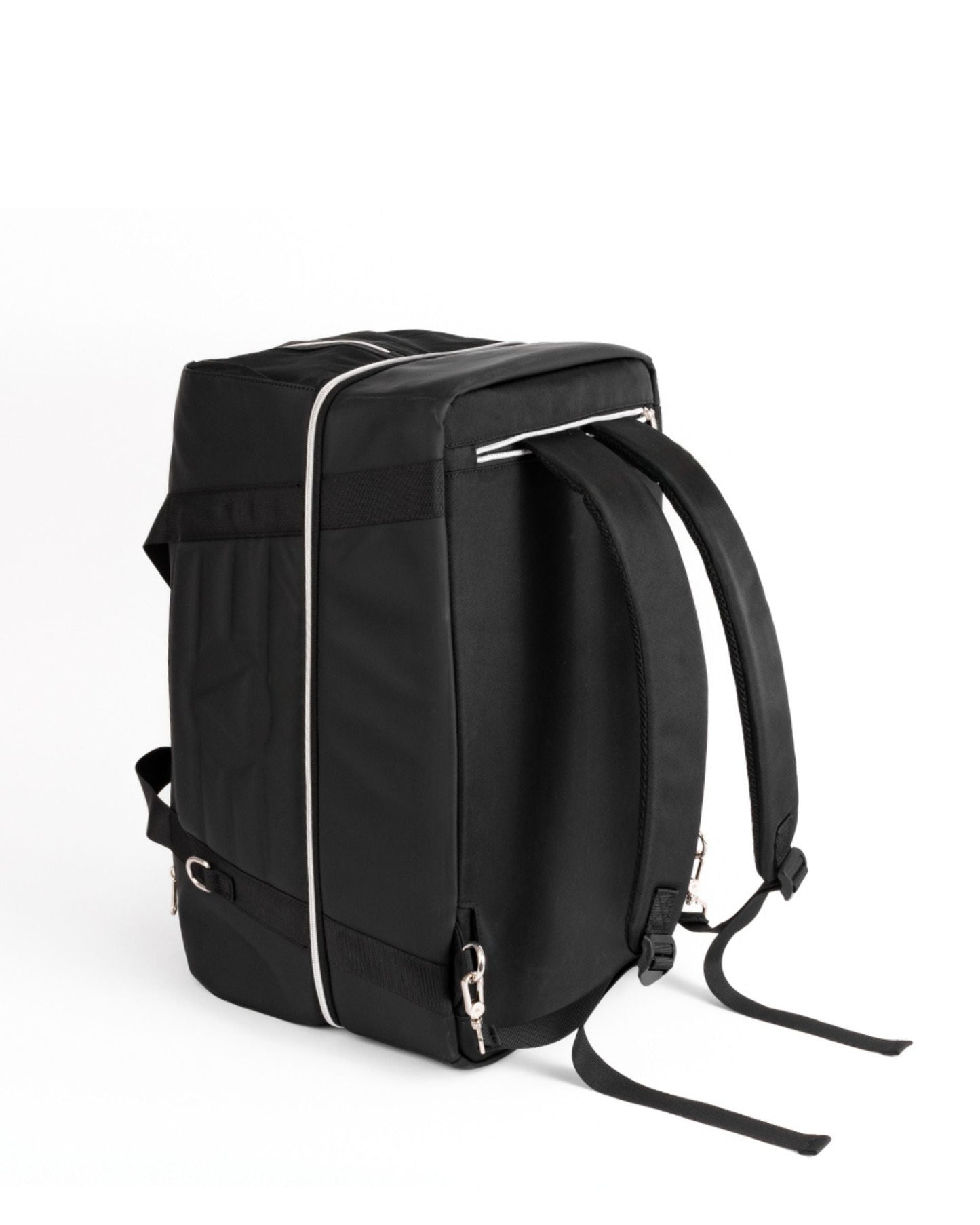 The Convertible Duffle–Bag Strahyd